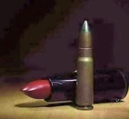دونوں قاتل ہیں شکل ملتی جلتی ہے لیکن طریقۂ واردات الگ الگ 🤭🍁