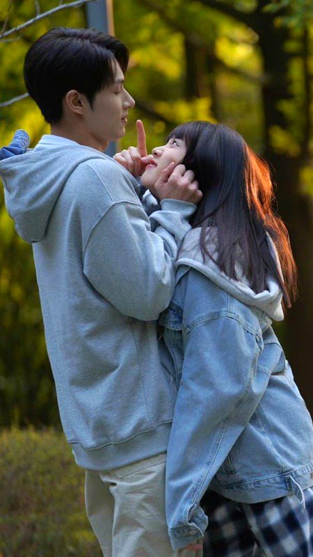 Beautiful People image