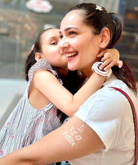 Turkish Celebs image