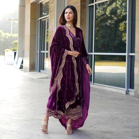 Sonam bajwa
