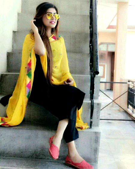 Red star ⭐ ab AA bhi jao Yar😉