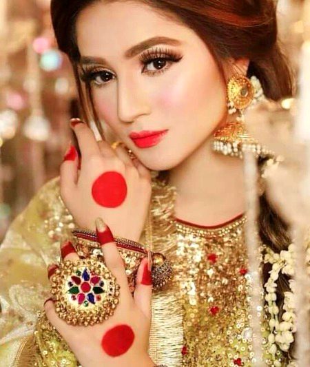 Beautiful People image