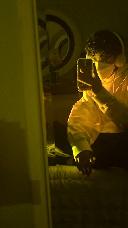 تھوڑی مشکل ہوتی ہےلیکن دل سے اتر ہی جاتے ہیں دوست بھی،احباب بھی،محبوب بھی ✨🍃🖤