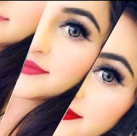 Ya mery chahry pay Jo chamak 
Ha ya mery kuch khass doston ki aanayat ha ..
Thankx zaqota jin