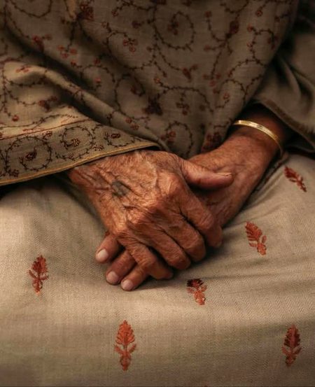 عاجز رہیں ، آپ ہمیشہ تروتازہ نہیں رہیں گے🙂