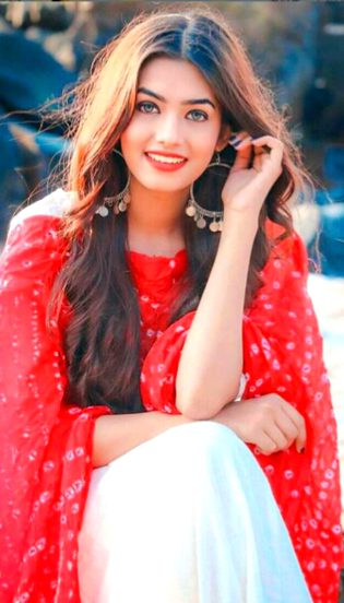 Beautiful People image