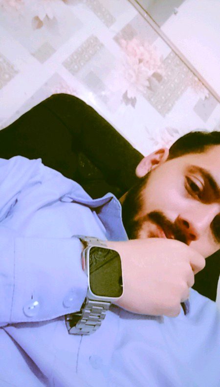 یار اس شخص میں کچھ بات الگ ہے ورنہ
اس سے پہلے بھی کئی لوگ ہیں پیارے دیکھے
اس سے کہہ دو کہ محبّت میں خیانت نہ کرے
وہ اگر خواب بھی دیکھے تو ہمارے دیکھے۔۔۔💞🌷💐