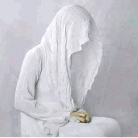 زندہ لاشوں کی____بھیڑ ہے ہر طرف 
موت سے بڑا بھی ایک حادثہ ہے زندگی