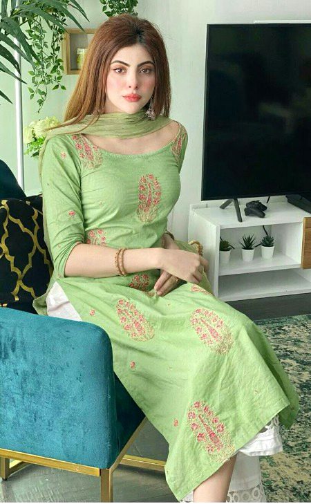 اپ کے نرم سینے سے لگ کے۔
اپ کی گردن چومنا چاہتا ہوں۔
اپ کے سینے سے سینہ ملا کے۔
اس کی نرمی میں کھونا چاہتا ہوں ۔ ❤️❤️