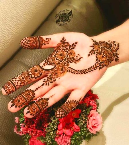 Mahndi design