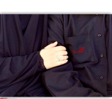 اصول کے پکّے مرد کیلیئے حُسن مٹی ہے 
اور ایمان کی پکی عورت کے لیے پَیسہ راکھ ہے ✨🥰