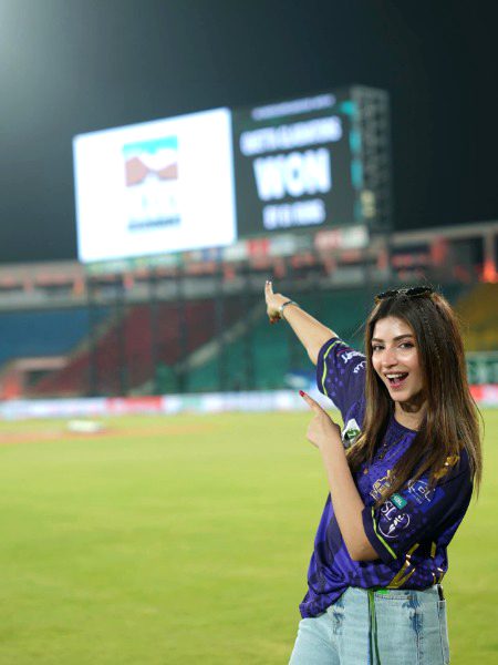 Beautiful People image