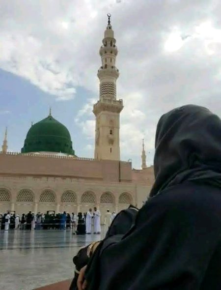 "ہم سب عام ہیں، مگر اللّه کے آگے جھکنے سے ہی خاص بنتے ہیں۔ 🤲💯