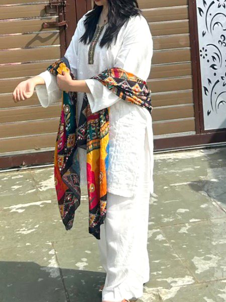 Beautiful People image