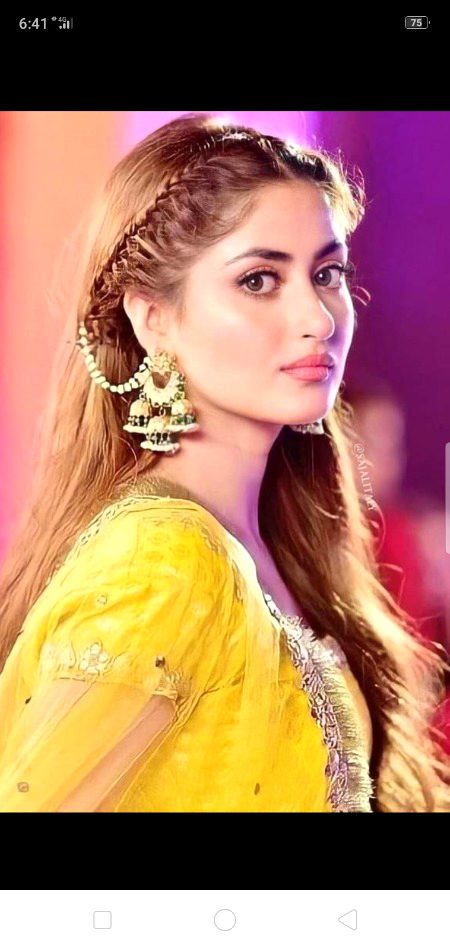 Pakistani Celebs image