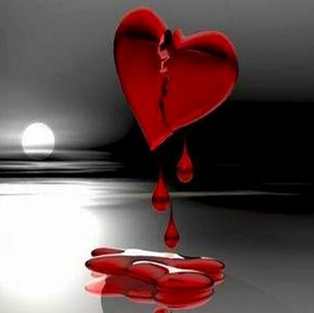 ~ جب محبت میں مت ماری جائے تو بندہ من چاہے انسان کو خوش کرنے کی لالچ میں اپنی عزت نفس کی دھجیاں بھی اُڑا دے تو بھی سامنے والے شخص کو آپ کے کسی جذبے سے رتی برابر فرق نہیں پڑتا.