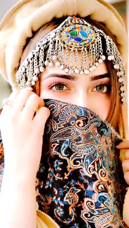 Beautiful People image