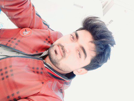 ." مجھے زندگی میں بناوٹ نہیں آئ " 🥀✨-''
" میرا لہجہ میرا مزاج ذاتی ہے " 🥀️