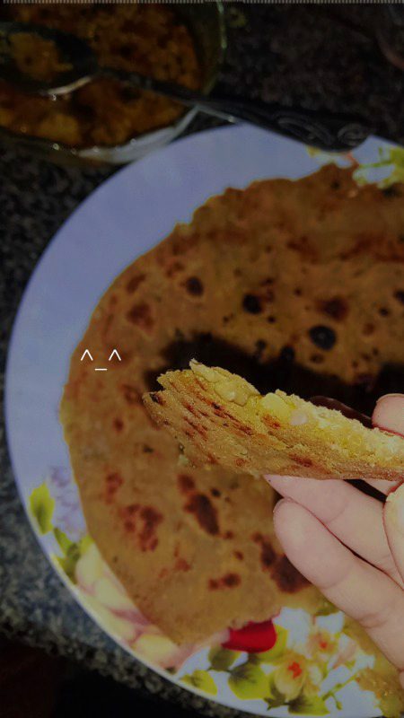 Tum sab ko khush nahi rkhskty q k tum aalu k parathy nahi ho ..🙂