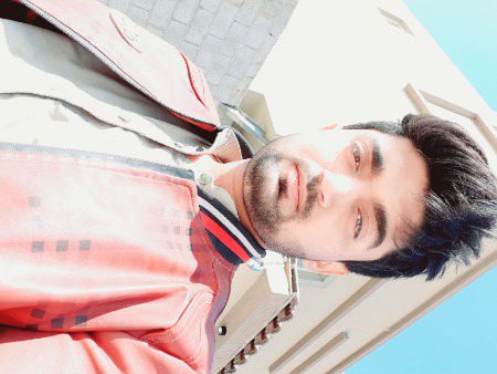 سنو 
پرائیویسی ہٹاؤ 
میں نے تمھیں ریکویسٹ بھیجنی ہے۔
🙊🙈❤🔥