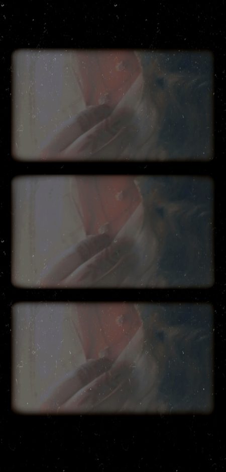 کبھی کافر کبھی مجرم بنا شہر منافق میں سزائے موت لی اس نے یہاں جس نے وفا مانگی