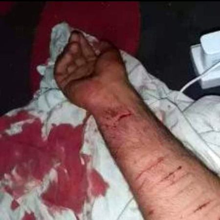 دل چاہتا ہے کہ خودکشی کر کے 
اپنوں کی عید خراب کر دو🔥 Mahii 💔