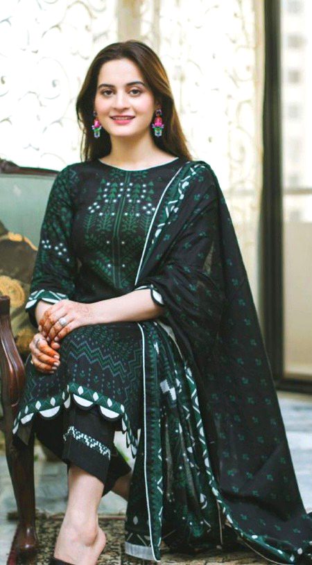 Pakistani Celebs image