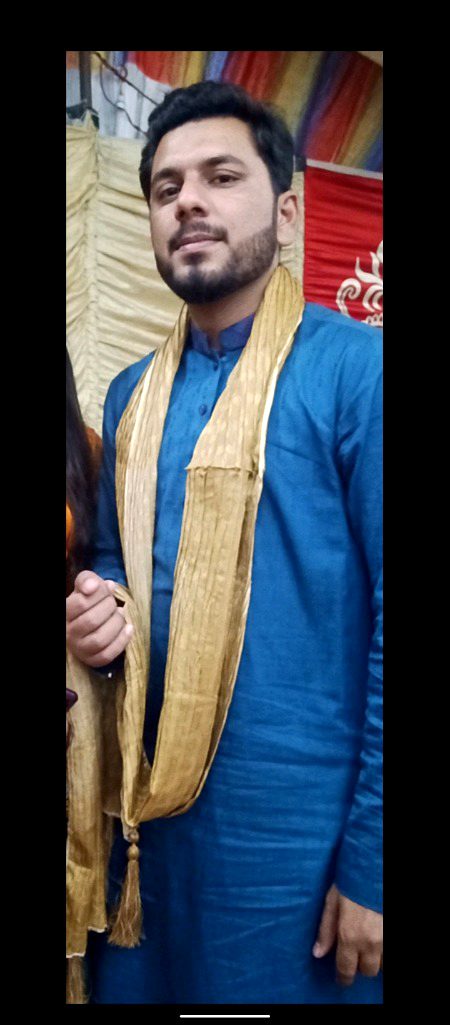 تجھے پُکاروں اور تُو دور تلک نہ ملے
ایسے سناٹے سے  مجھے  ڈر لگتا  ہے۔_🙂💔