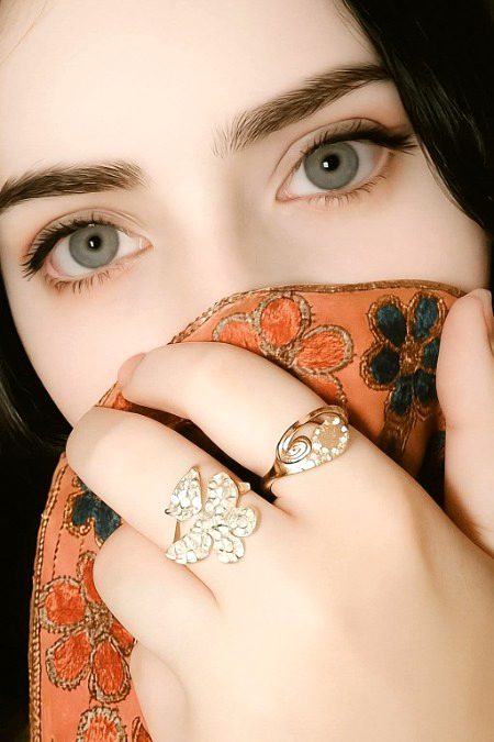 Beautiful People image