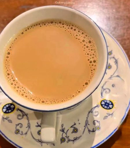 چائے اور عشق ایک دوسرے کے مترادف ہیں ....🌺
جب تک خالص نہ ہوں دونوں کا کوئی فائدہ نہیں❤️#