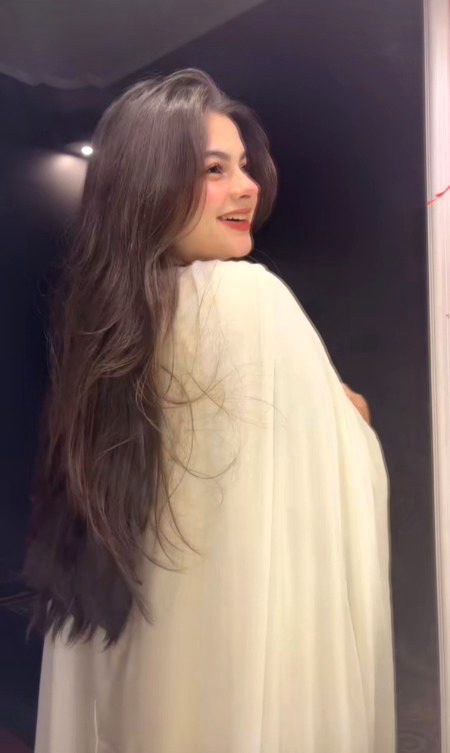 Beautiful People image