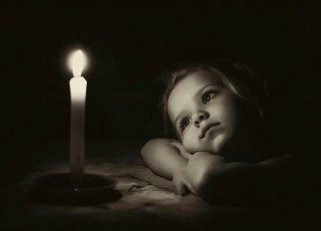 مجھے ایک ملاقات کرنی ہے
گود میں سر رکھ کر ہر بات کرنی ہے 
🥀H🥀🫀