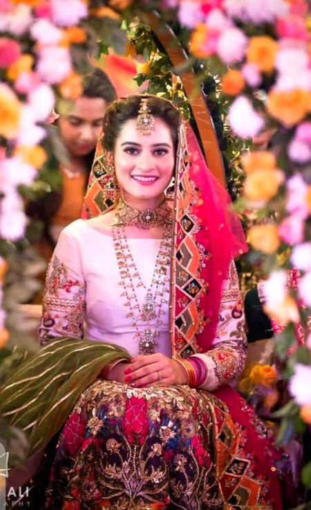 Pakistani Celebs image