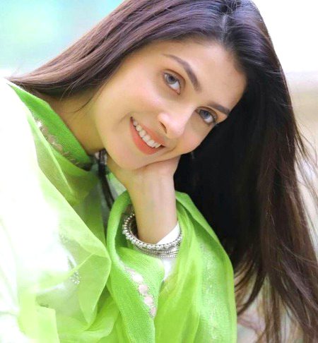 Pakistani Celebs image