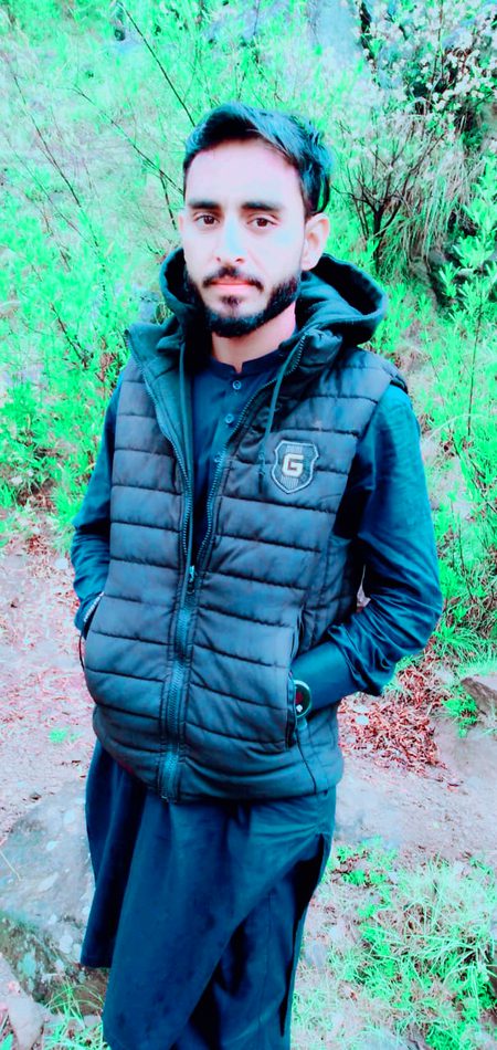 _میں سب کو ہنسانے والا لڑکا جب خدا سے اپنی بات کرتا ہوں تو رو پڑتا ہوں-😖💔_