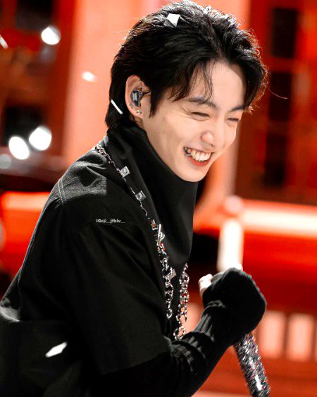 Beautiful People image