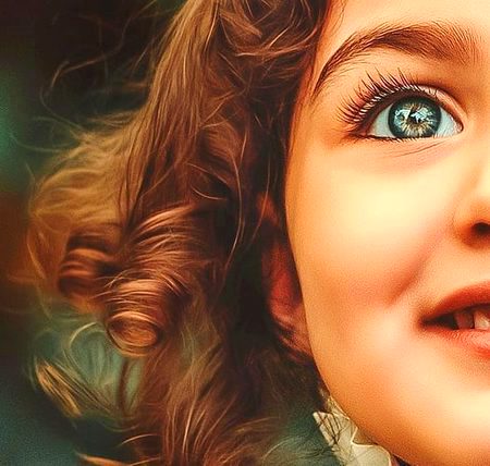 • زِندگی ہونٹ پہ بِکھری مسکراہٹ سے بہت مختلف ہے•| 🙂❤ -