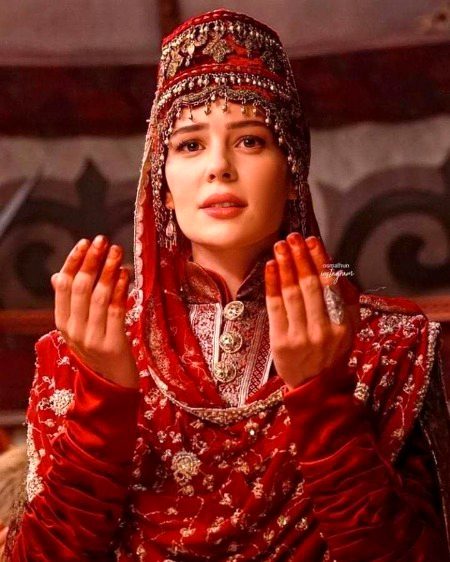 Turkish Celebs image