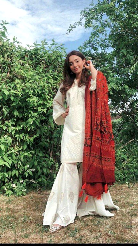 Beautiful People image