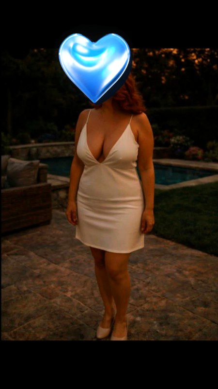 Frend k sth guzra wqt khubsurt yaden 
Bht hi achi prty rhi 
Farm house py