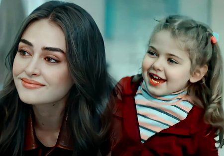 Turkish Celebs image