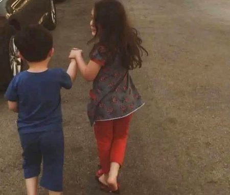 ایک بار تھام جو لیا ہاتھ تمہارا 
نہ خود جدا ہونگے نہ ہونے دینگے
💖🥀🫰
┈⫸ 🦋🌝🦋 ⫷┈