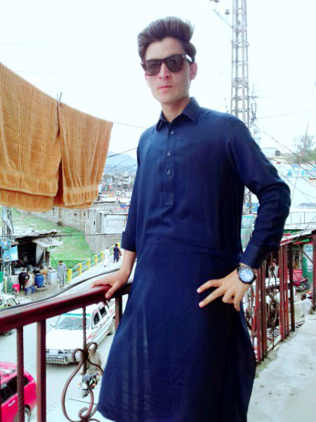 Jis larky ne ap k sath time pas karna ha wo Ap py kabi shak ni Kare ga👍👍☝️☝️or Jo shaak kar ne waly hoty ha na wo  kabi time pas ni karta💔💔Hayat💔
