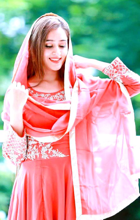 Beautiful People image