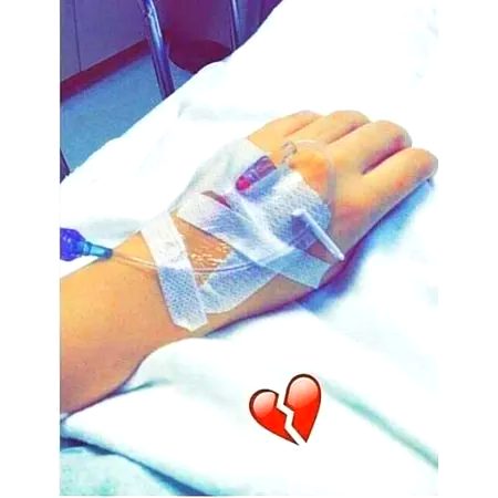 اگر حصہ ہوں تیرا😏🙄۔
تو محسوس کر تکلیف میری💔😔۔