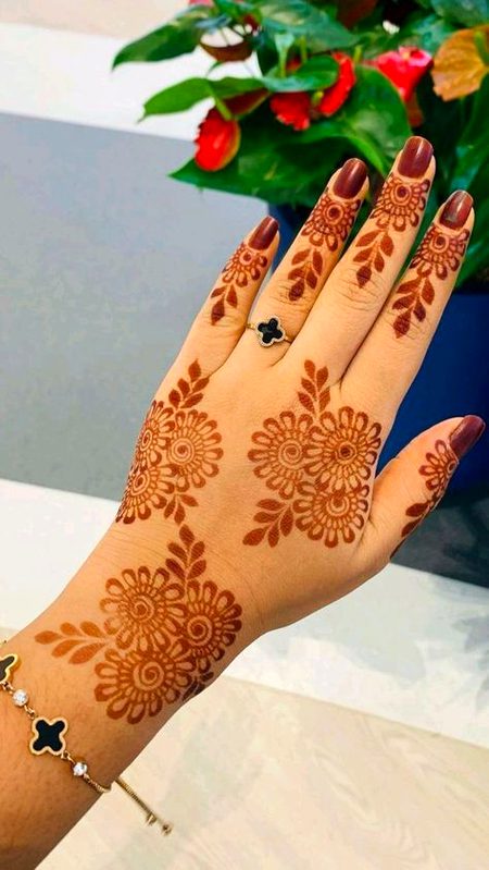 Mehndi Design image