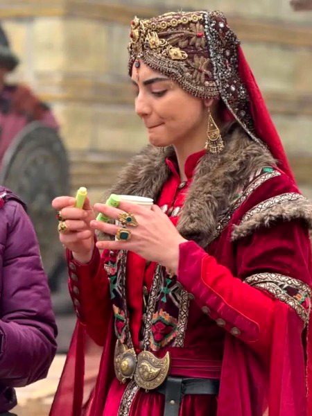 Turkish Celebs image