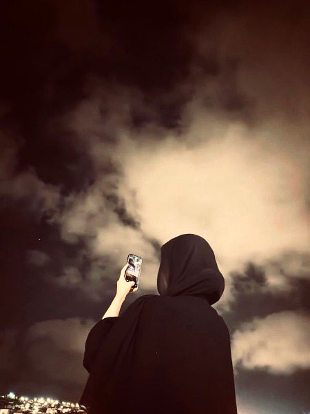 ab to khushi ka gham hai na gham ki khushi mujhe
be-his bana chuki hai bahut zindagi mujhe ..khuda hafiz