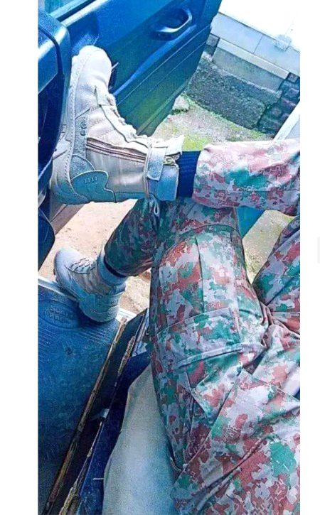 Qadar kar liya karoo yaaar waise bhi Acha log bhut kam bache hain is duniya ma 🤭