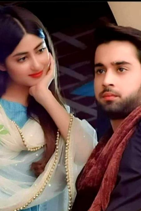 یوں نہ دیکھو مجھے نشیلے نینوں کا سمندر لے کر🥀
میں جو ڈوبا تو تیرے دل میں اتر جاؤں گا🔥 Mahii 💔
